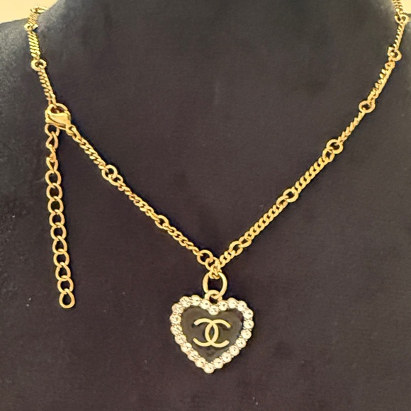 CHANEL Zipper pull gold & Black with Rhinestones | Women’s accessories - Picture 2 of 9